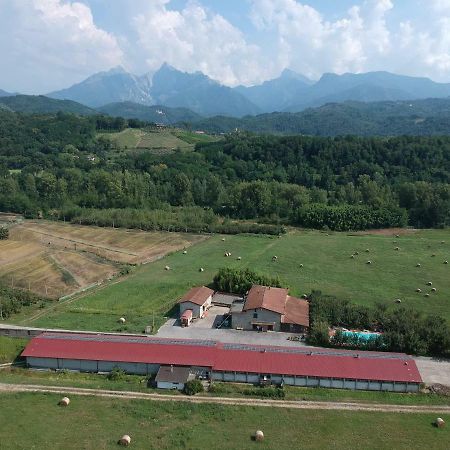 Agriturismo La Praduscella ฟิวิซซาโน ภายนอก รูปภาพ