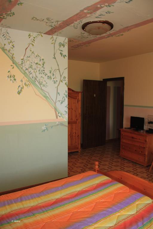 Agriturismo La Praduscella ฟิวิซซาโน ห้อง รูปภาพ