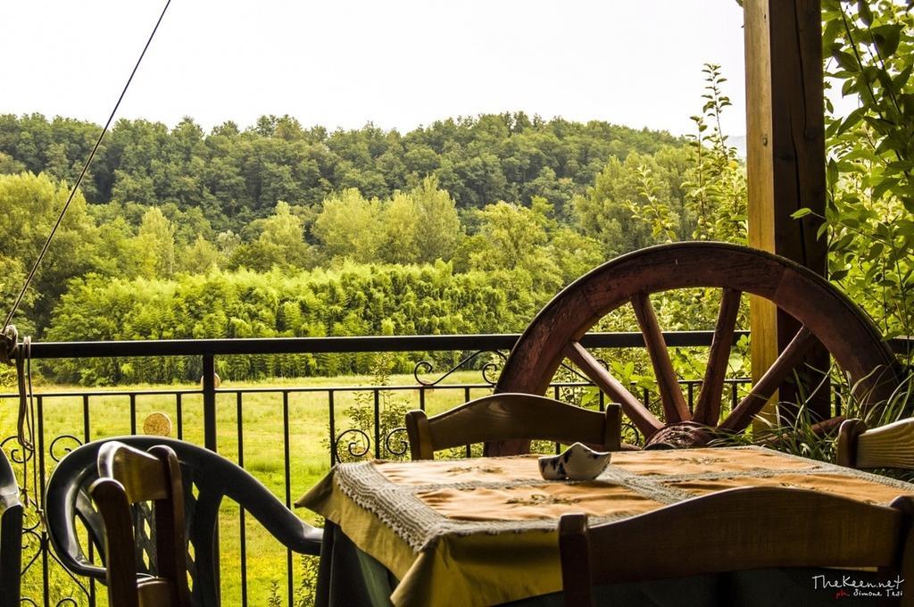 Agriturismo La Praduscella ฟิวิซซาโน ภายนอก รูปภาพ