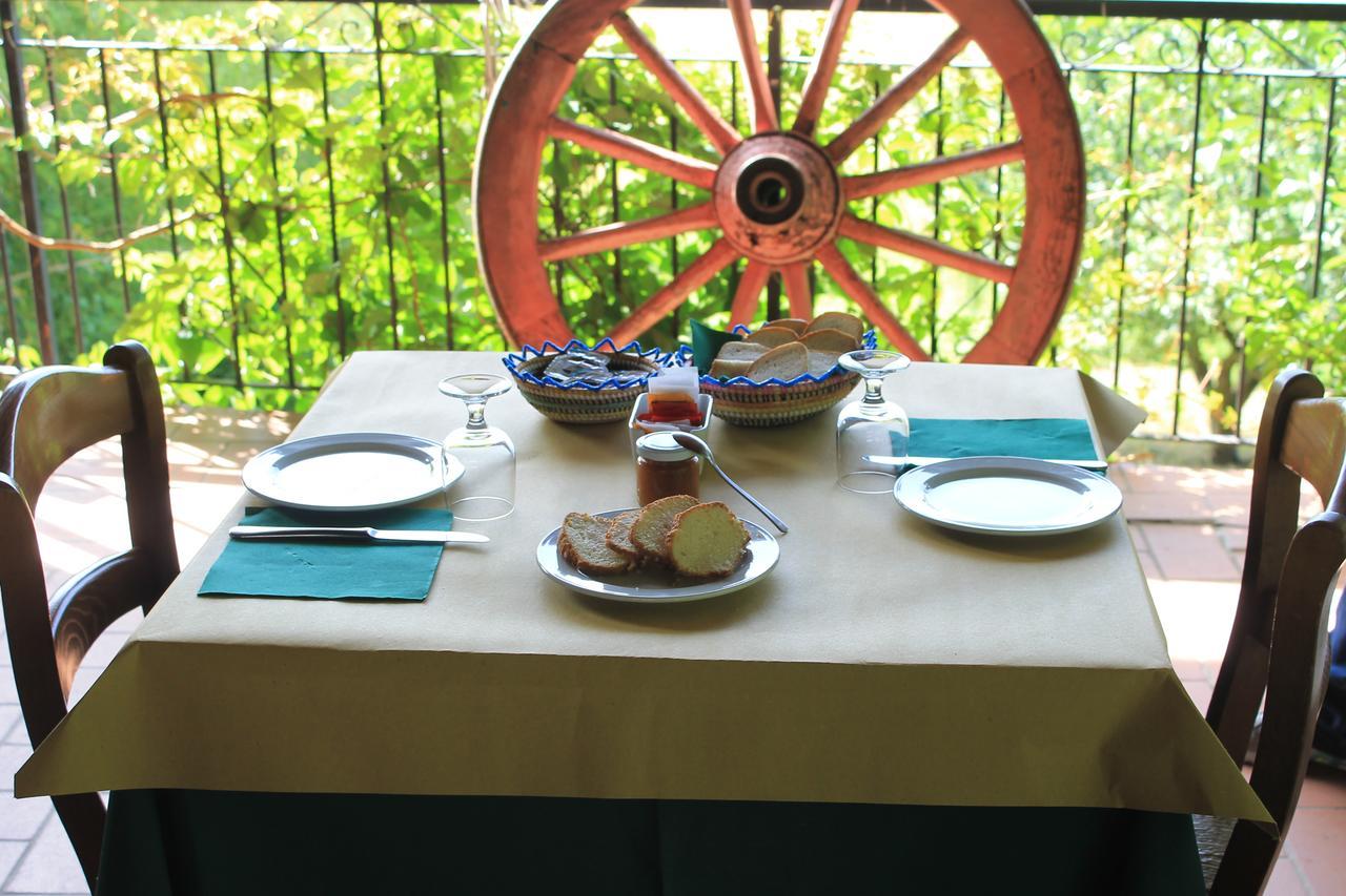 Agriturismo La Praduscella ฟิวิซซาโน ภายนอก รูปภาพ